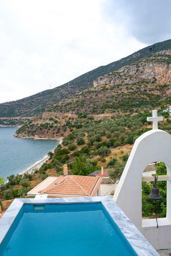Muses Seaside Villas Parálion Ástros 외부 사진