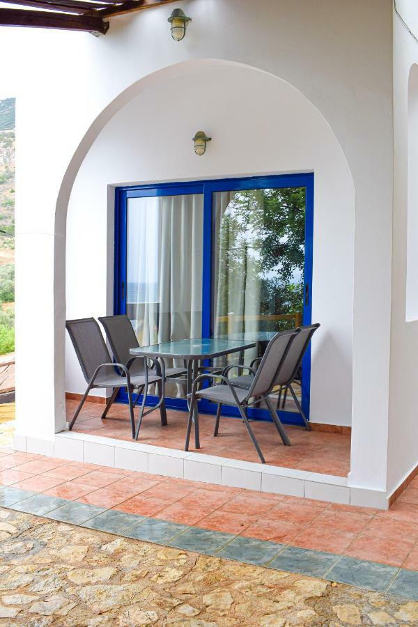 Muses Seaside Villas Parálion Ástros 외부 사진